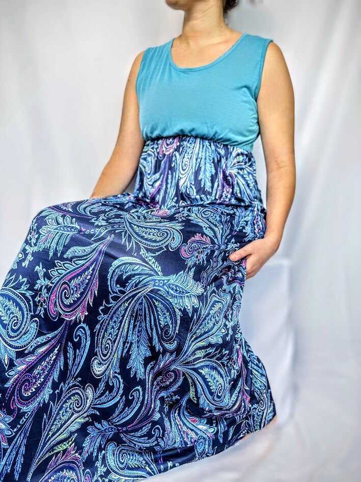 Woman Peacock Dress - L Woman Peacock Dress - L