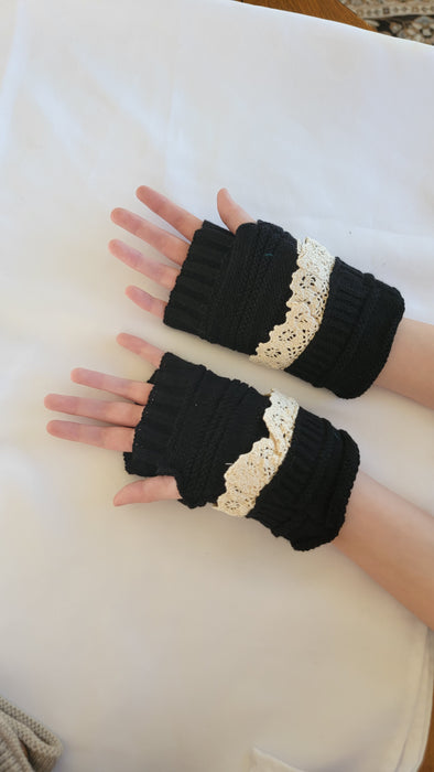 Womens Arm Warmers & Fingerless Gloves-Black