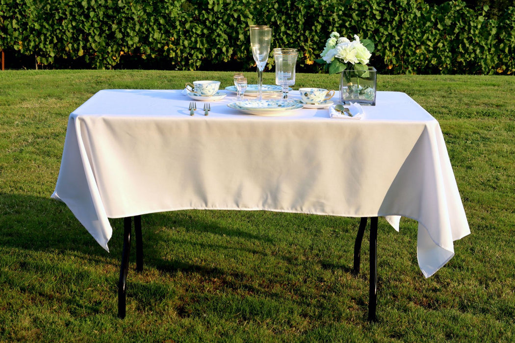 60 x 78 in. Rectangular Polyester Tablecloth White